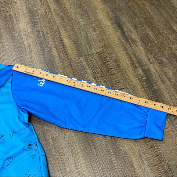 Blue Stitch‎ Hoodie “ Ohana means family” Size Medium - Picture 5 of 15